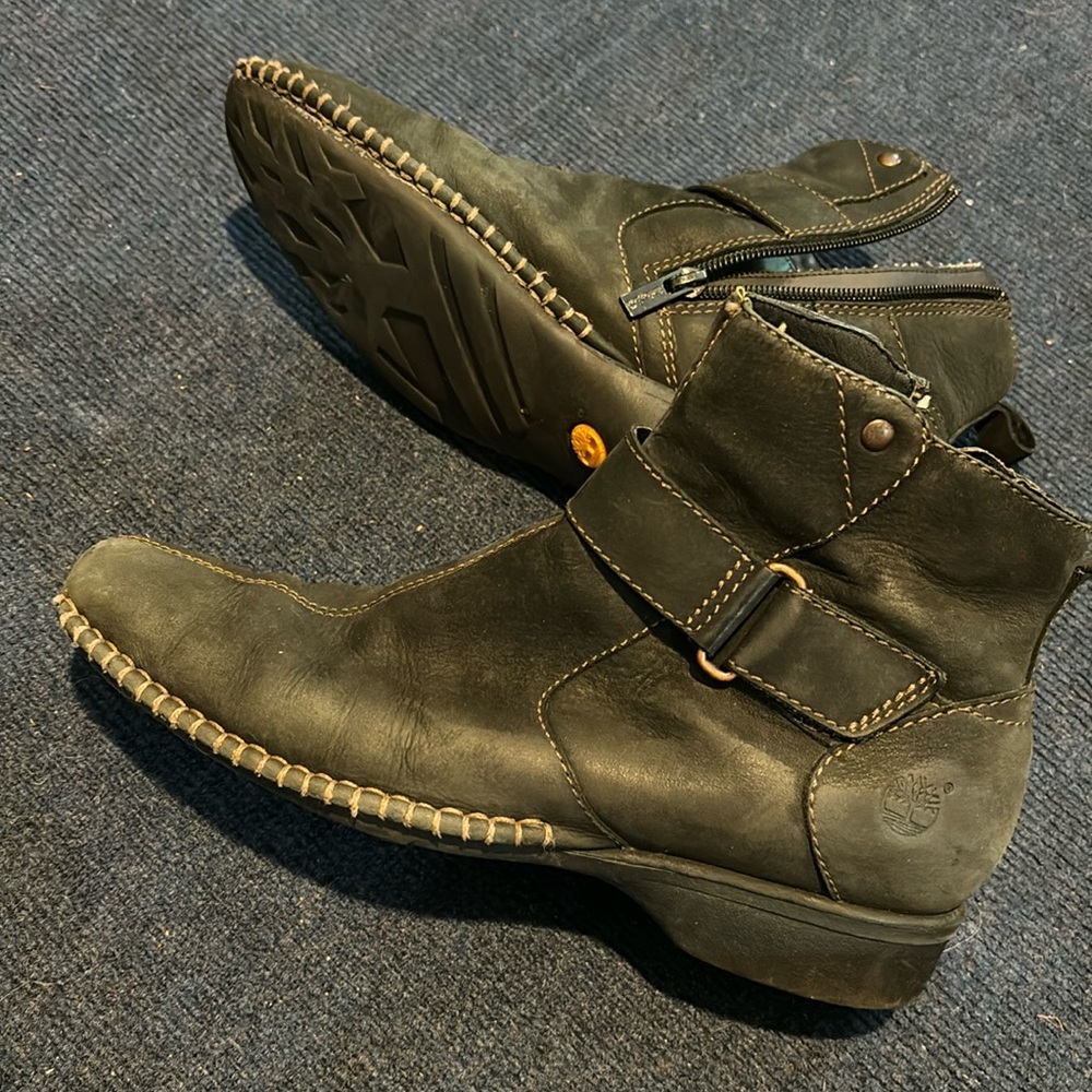 Timberland Suede Ankle Zip Boots